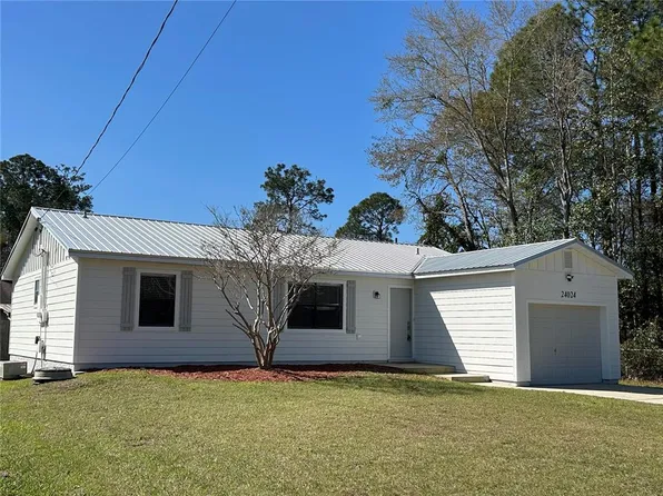 24024 Deer Rd, Astor, FL 32102