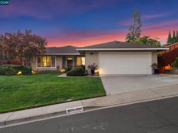 907 Beachpoint Way, Rodeo, CA 94572