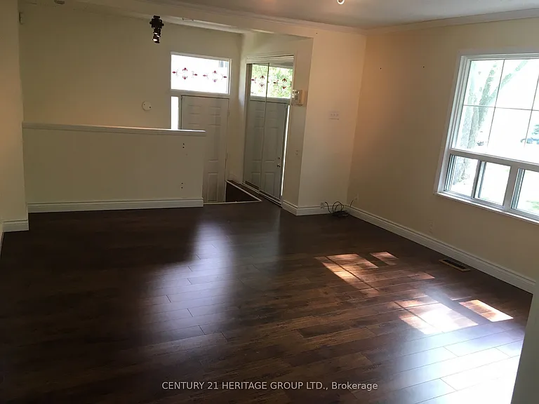 280 Parkway Ave — Photo 6