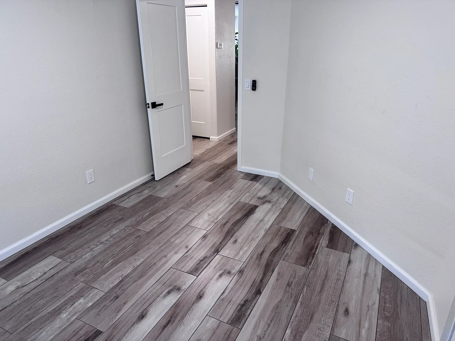 3 bed, 1602 sqft, $850 — Photo 3