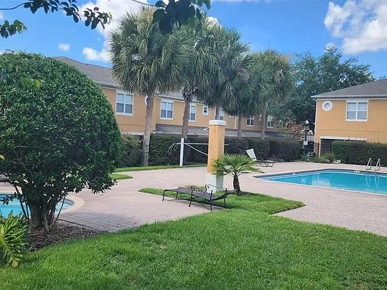 268 Weymouth Dr — Photo 14