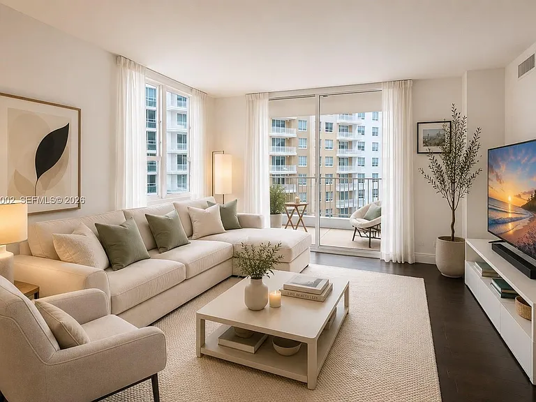 701 Brickell Key Blvd #604 — Photo 2