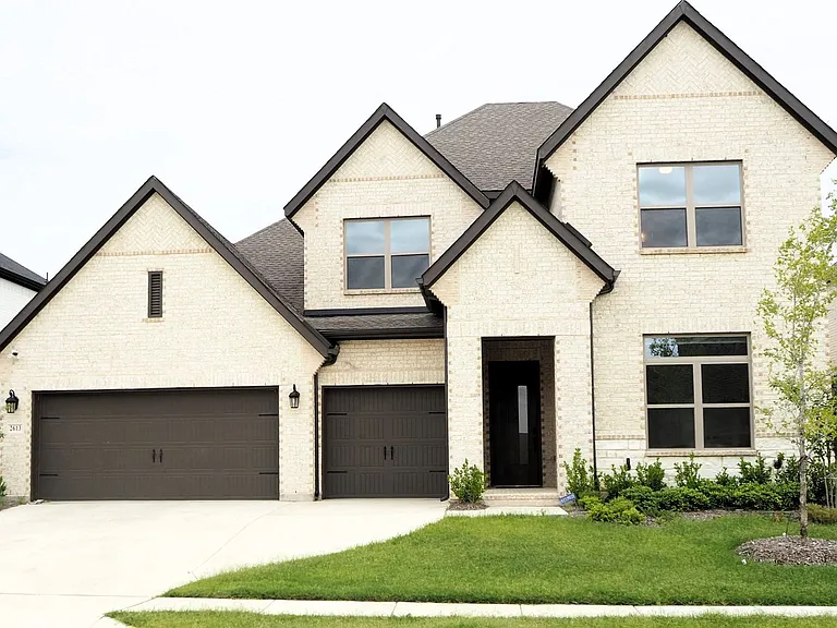 2613 Rosewood Way — Photo 1