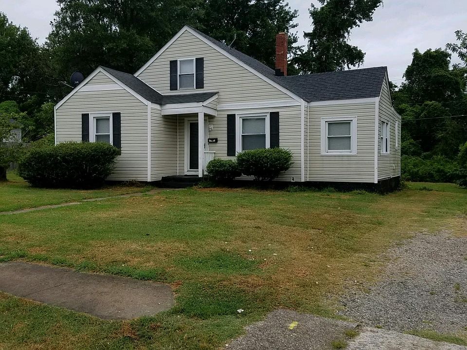 1st image of 3914 W Chatham Dr