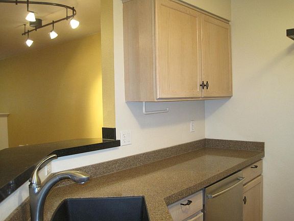 4th image of 5731 12th Ave W Unit I102