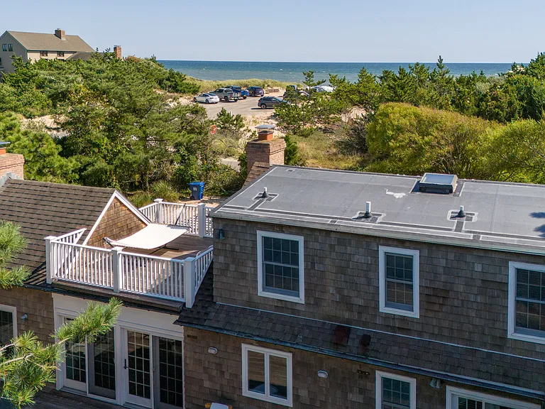 72 Marine Blvd — Photo 18
