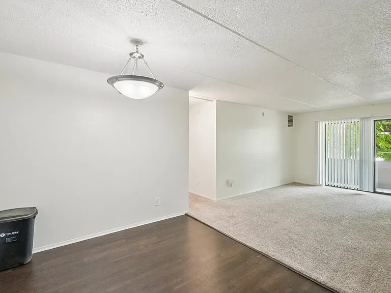 The Heights of Southfield Apartments — Photo 32