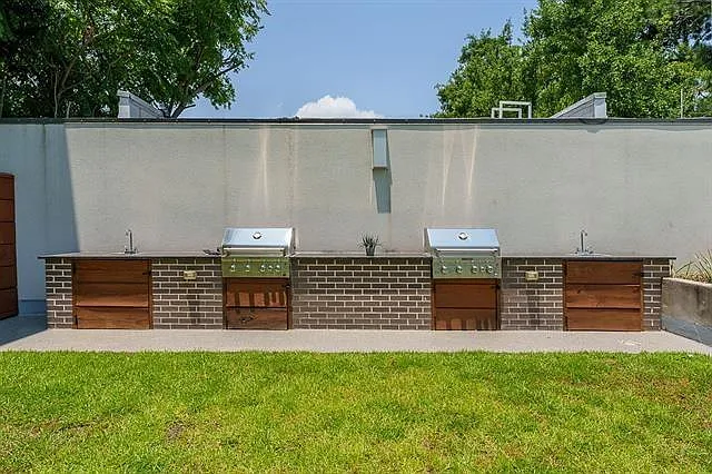 900 Bartholomew St #416 — Photo 18