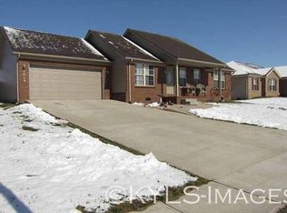 2029 Paddock Loop, Lawrenceburg, KY 40342