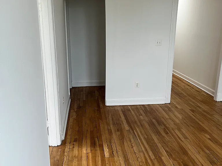 425 D St SE #405 — Photo 4