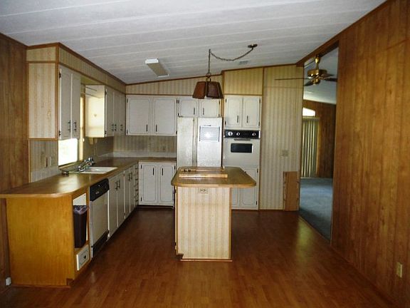 5th image of 134 Pinewood Ter #87