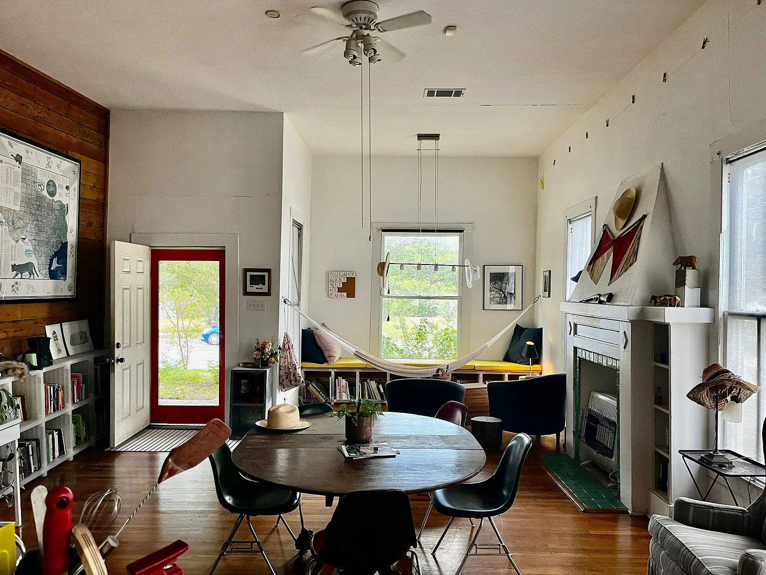 1 bed, 982 sqft, $1,200 — Photo 2