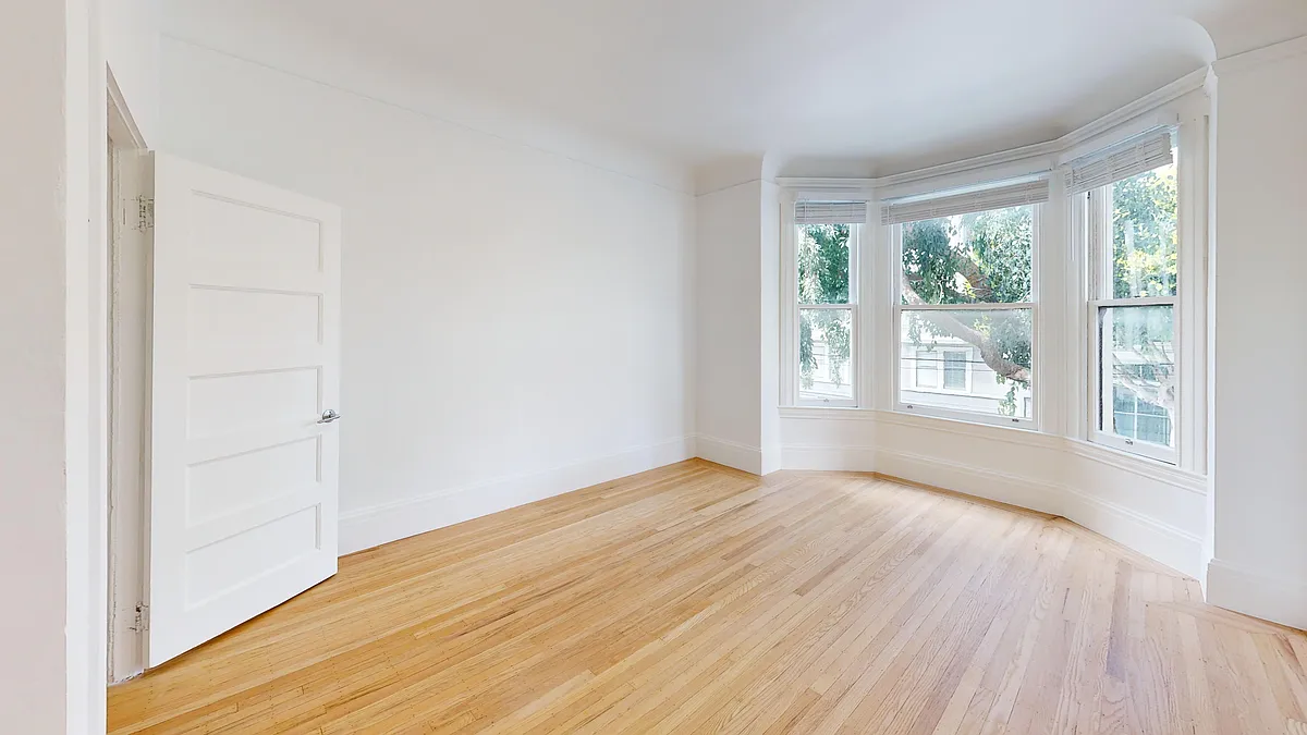 Building Photo - 400 Duboce Avenue