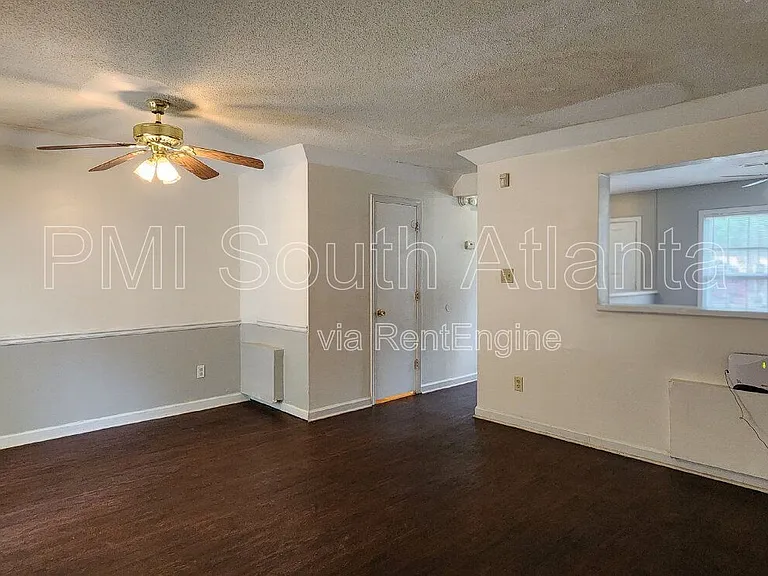 1681 Winchester Way SE — Photo 11
