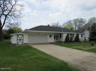 2695 McArthur St, Muskegon, MI 49444
