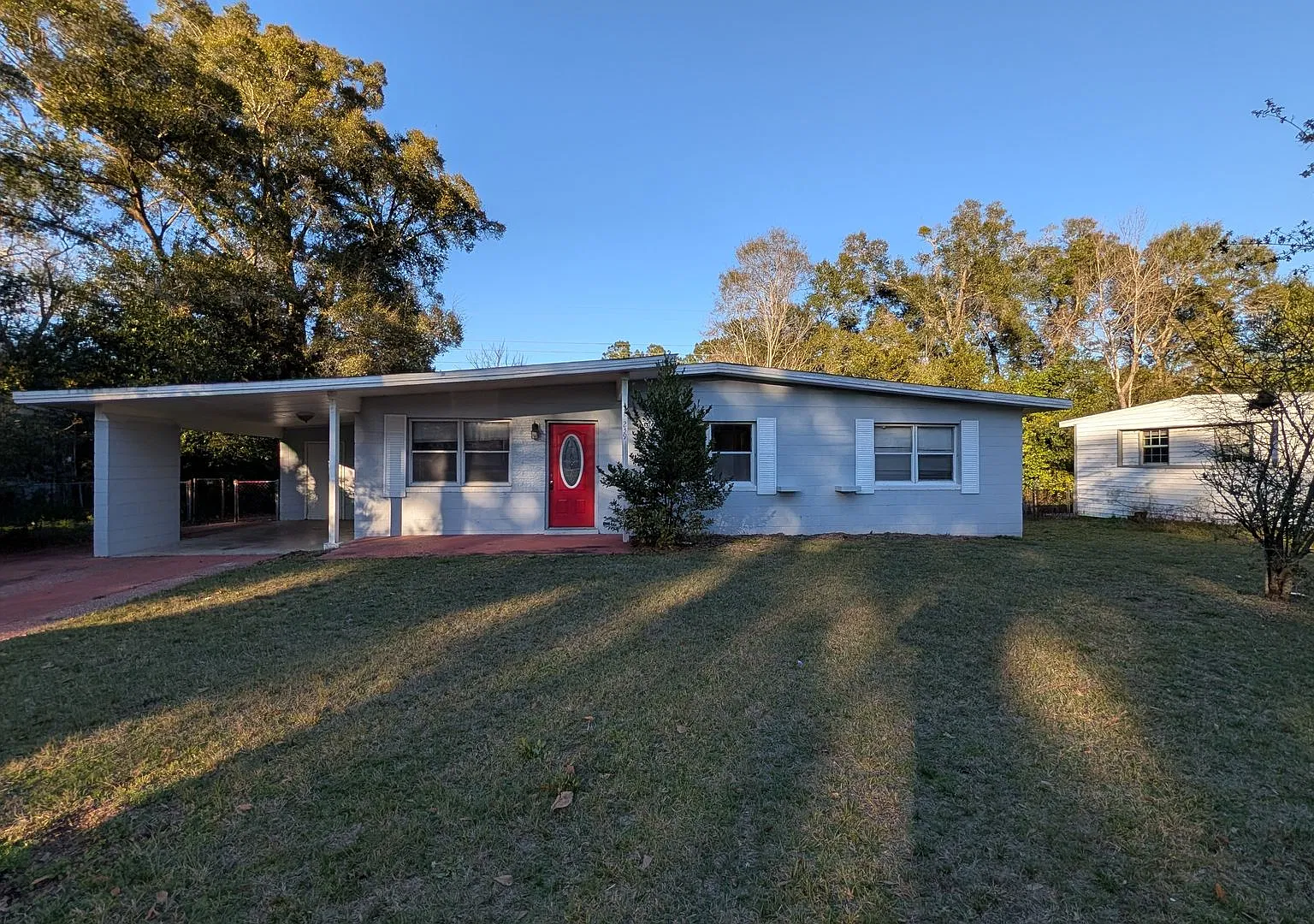 239 Aquamarine Pensacola, Fl 32505 | Move In Special: Half Off First Full Month Of Rent — Photo 1