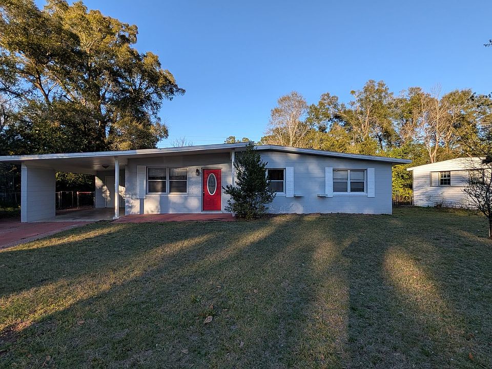 1st image of 239 Aquamarine Ave
