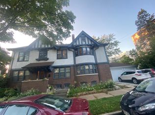 2205 N Summit Ave, Milwaukee, WI 53202
