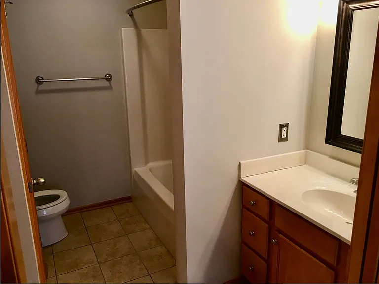 450 Abbey Mill Dr SE — Photo 6