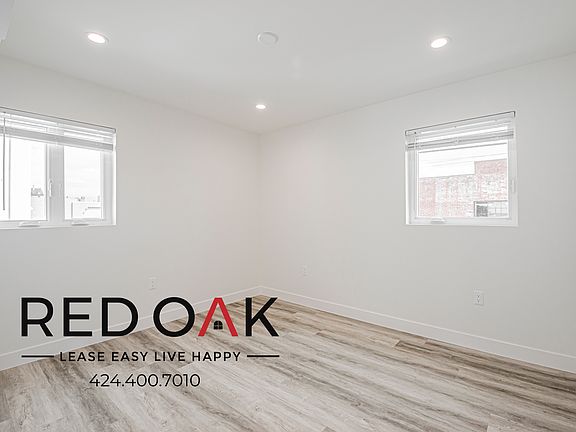 3rd image of 313.5 S Detroit St #313.5