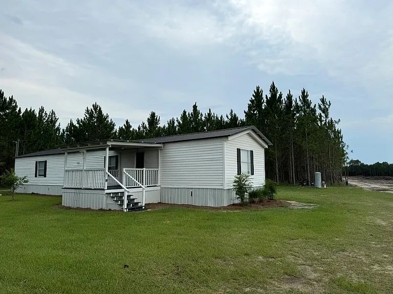 X-Large 2 bedroom 1250 sq ft home