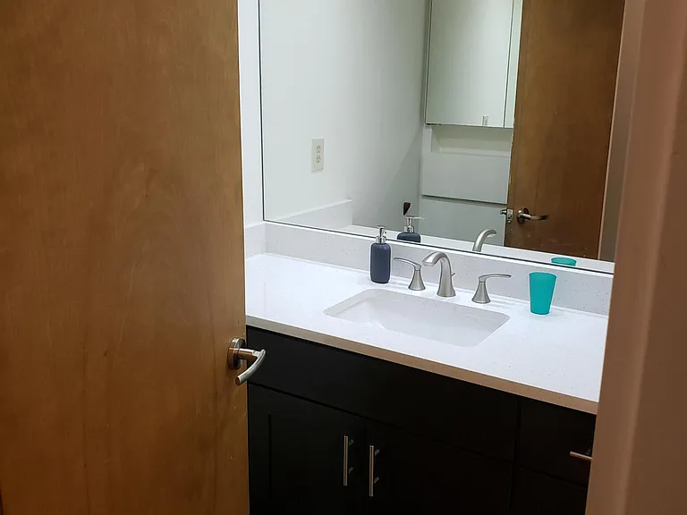 4808 E Mercer Way — Photo 17