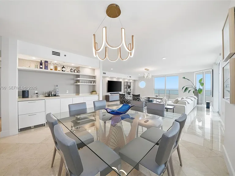 5801 Collins Ave #700 — Photo 6