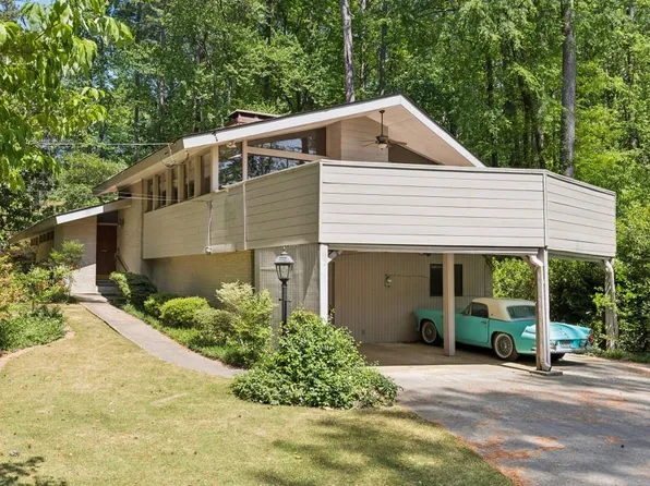 2001 Castleway Ln NE, Atlanta, GA 30345