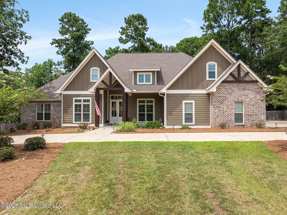 1st image of 12 Pinehills Ct