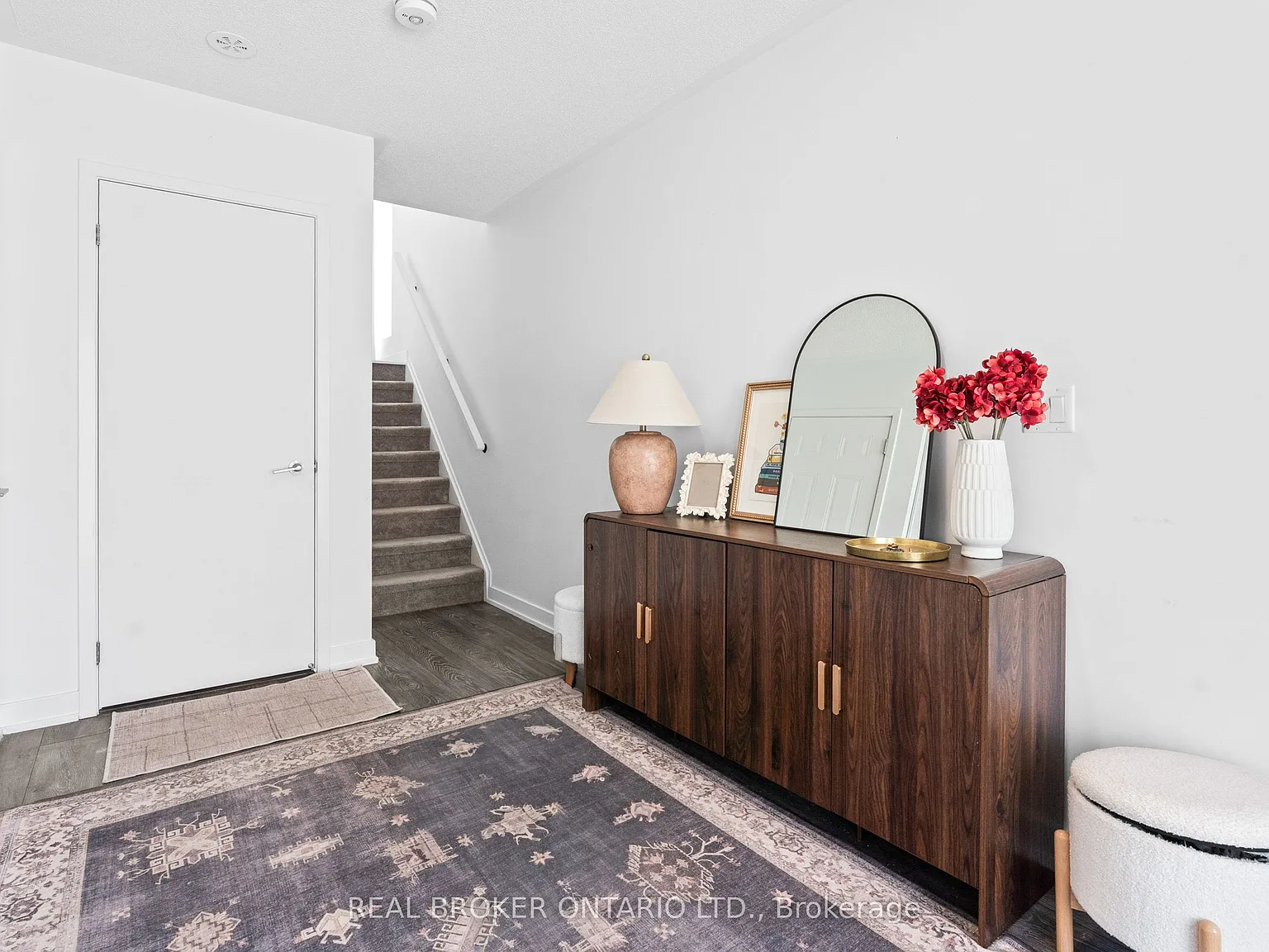 3 bed, $3,100 — Photo 3
