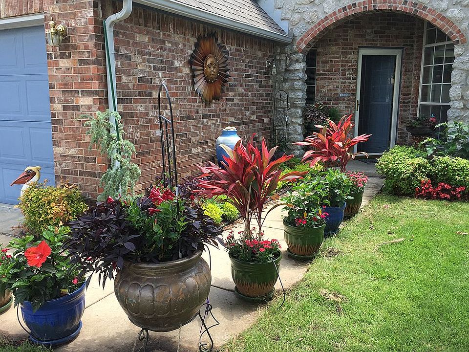 Front entryway