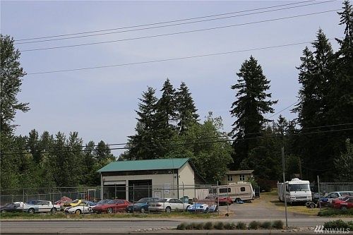 2nd image of 13815 Canyon Rd E
