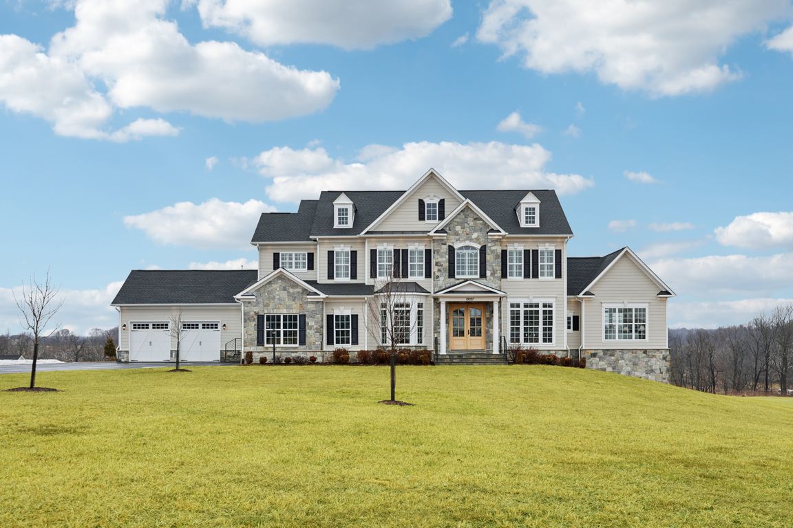 Telegraph Springs Rd-S2102-001.jpg