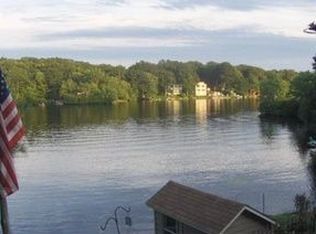 58 W Shore Dr, Exeter, RI 02822