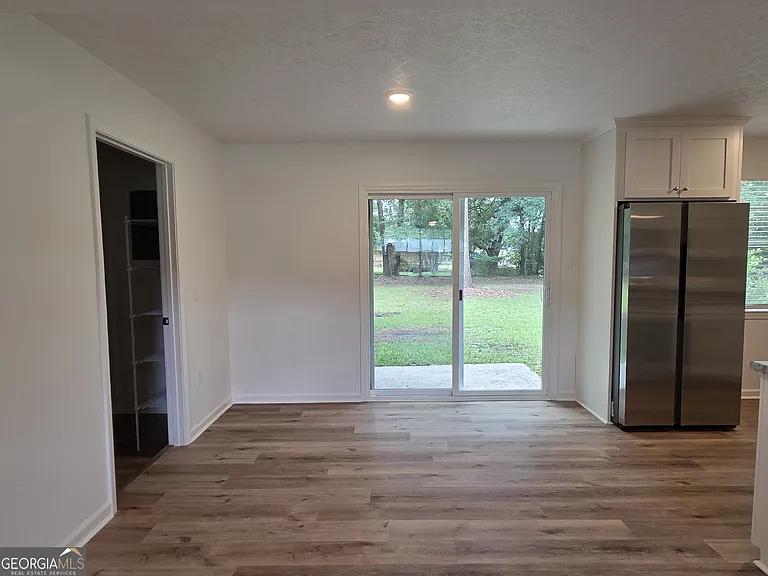 205 Whitehall Ave — Photo 6