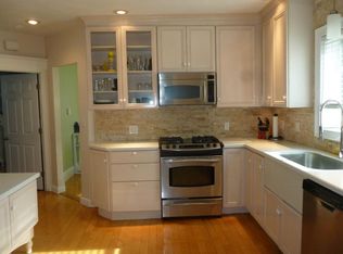 26 Frank St #1, Worcester, MA 01604