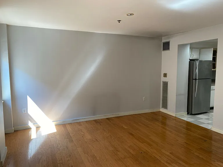 534 Commonwealth Ave #3H — Photo 22