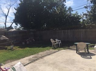 1160 NW 105th St, Miami, FL 33150