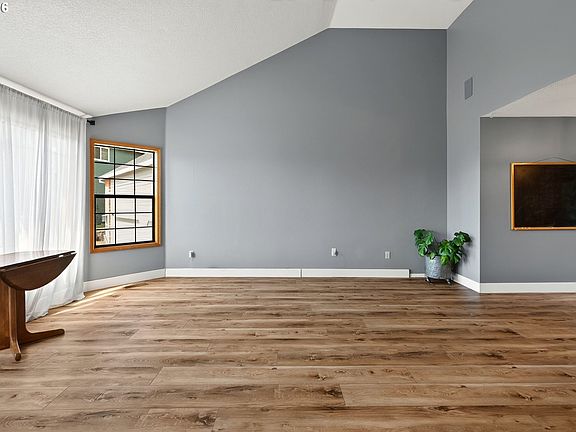 5th image of 12913 SE 129th Ct