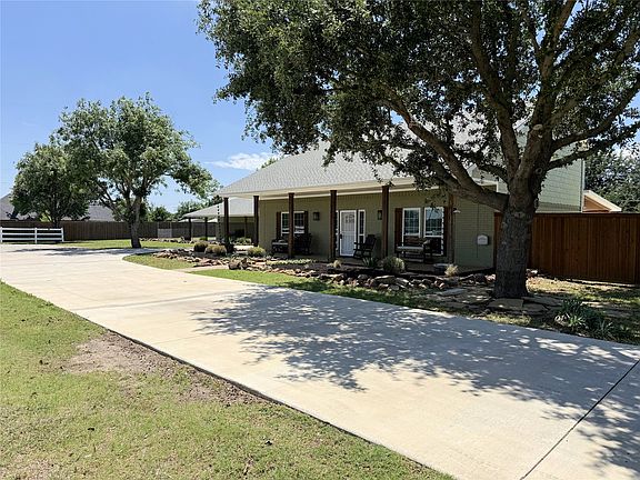 2nd image of 3303 Shiloh Rd