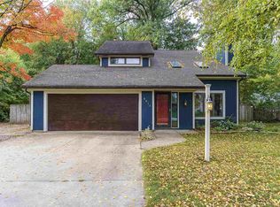 8816 Amberly Dr, New Haven, IN 46774