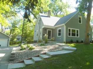 230 1st St, Pewaukee, WI 53072