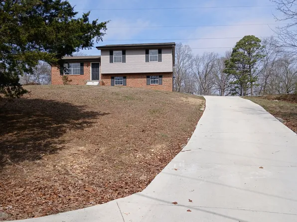 2089 Charlotte Dr NE, Cleveland, TN 37323