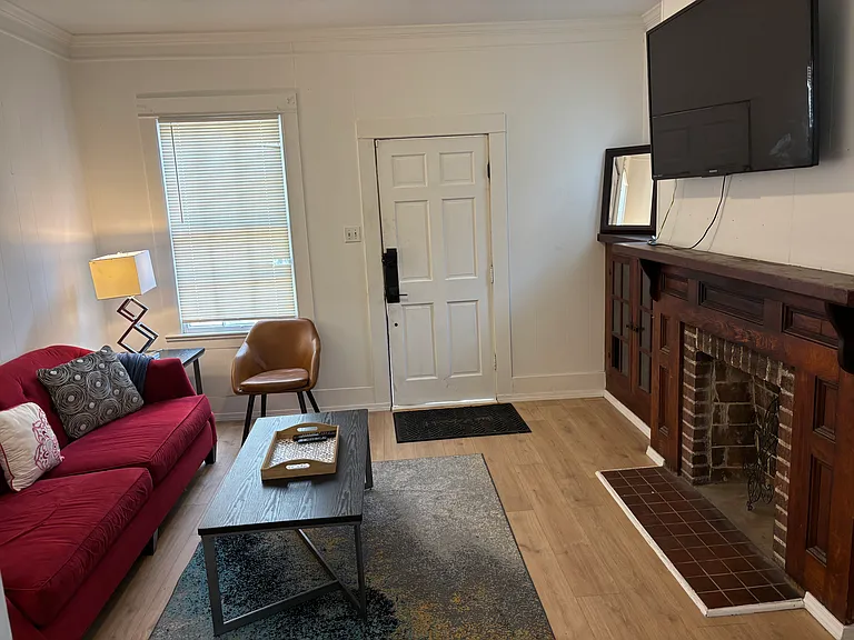 2035 Madison Ave — Photo 4