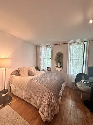 Rented by Urban Real Estate Property Group Inc | media 4