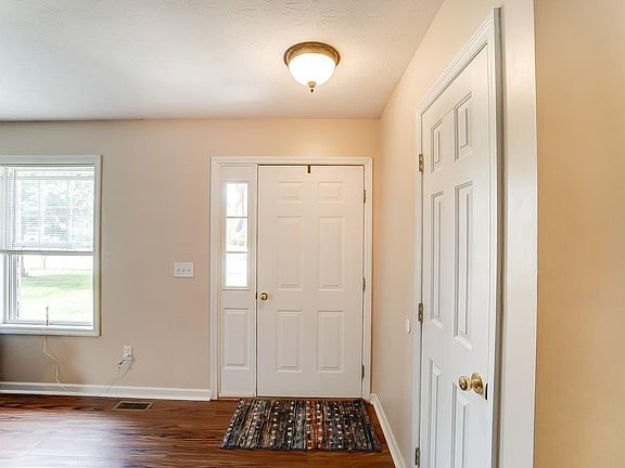 5th image of 562 Cheyenne Ct