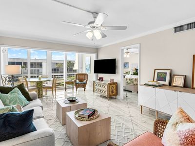 765 Jeffery Street #1-203, Boca Raton, FL, 33487