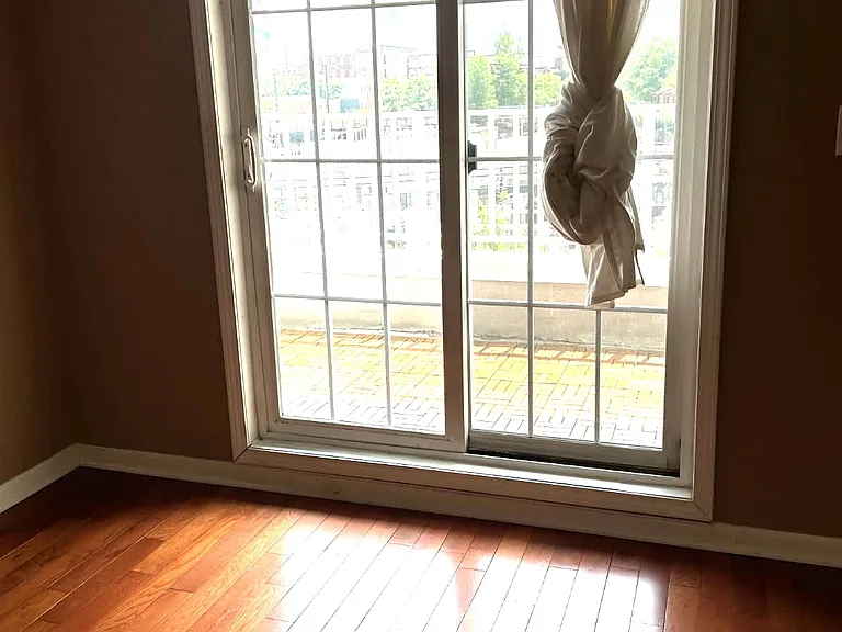 1119 Hamilton St #B — Photo 11