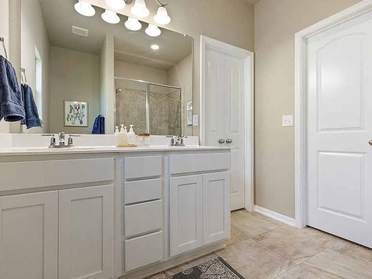 619 Parkfield Ln — Photo 18