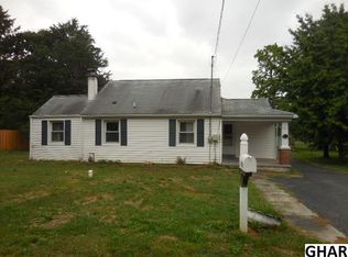 912 Nixon Dr, Mechanicsburg, PA 17055